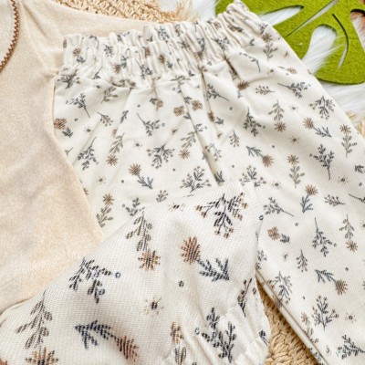 Conj. Blusa em Plush Manga Longa  Florzinhas e Calça - Areia